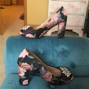 NWOB Kelly and Katie block heels with crystals